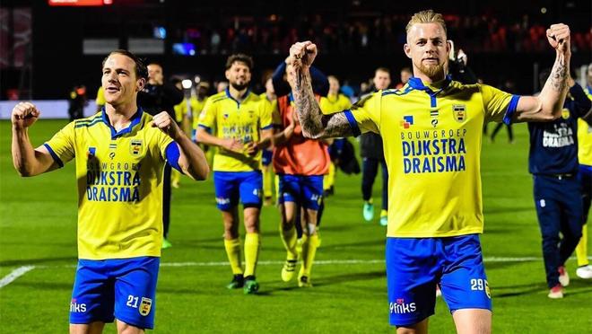 教练员以及 教练员以及