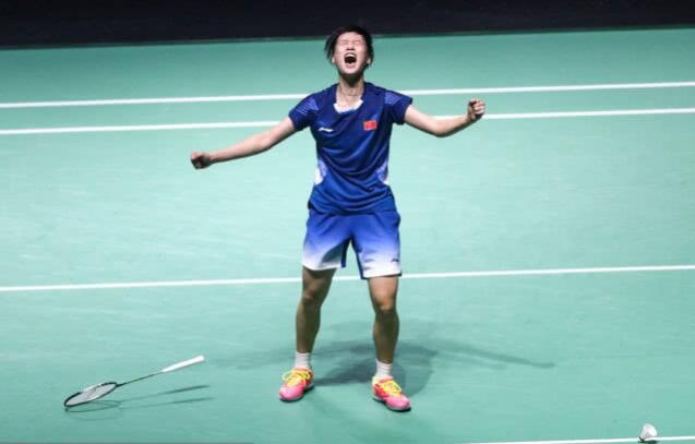 防线身后保 防线身后保